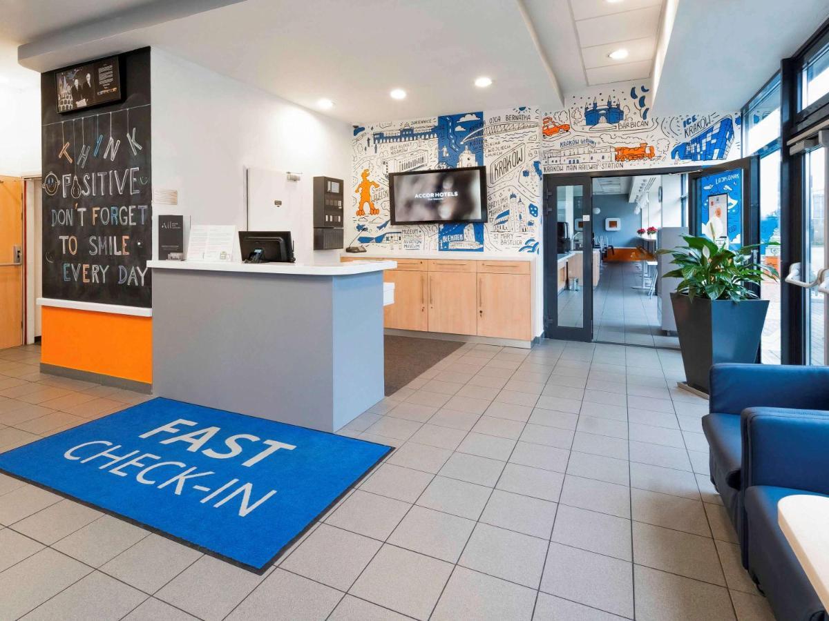 Ibis Budget Krakow Bronowice Cracóvia Exterior foto