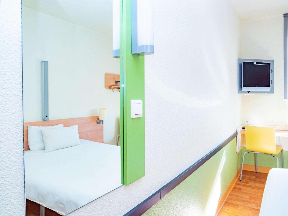 Ibis Budget Krakow Bronowice Cracóvia Exterior foto