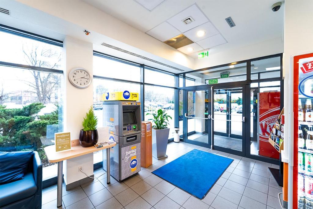 Ibis Budget Krakow Bronowice Cracóvia Exterior foto