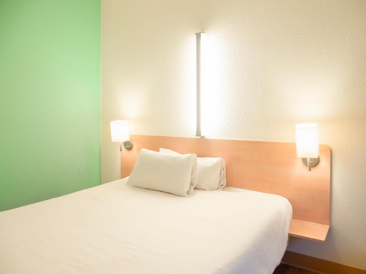 Ibis Budget Krakow Bronowice Cracóvia Exterior foto